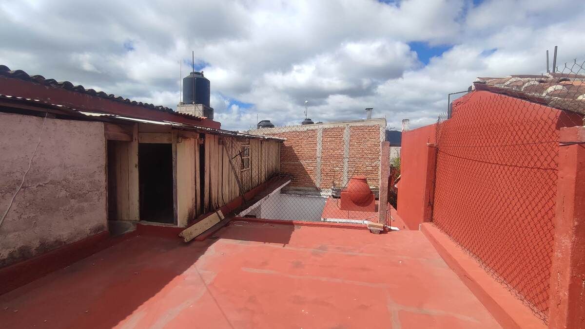 19 of 20: Bodega de Madera