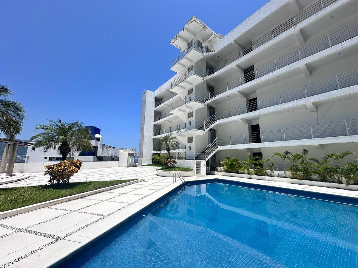 Venta de amplio departamento, foto 1 de 30