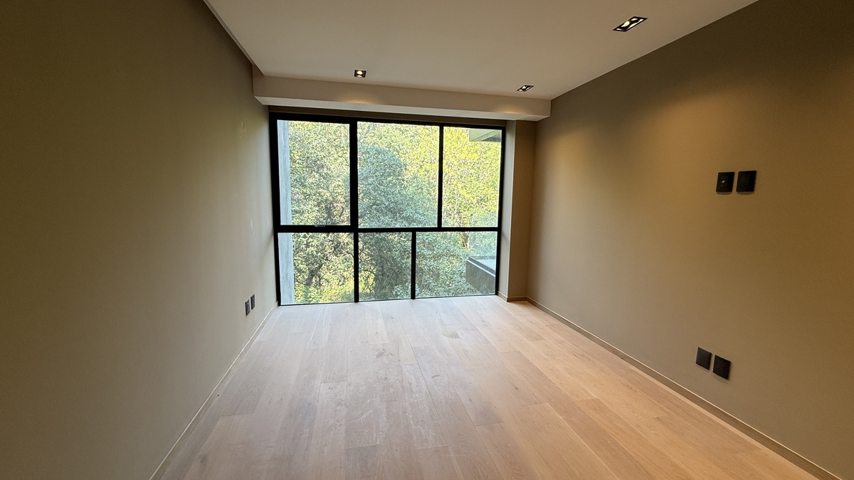 10 of 18: Recamara principal