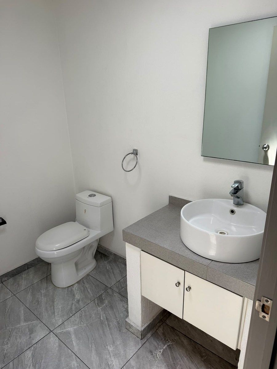 Apartment in Fraccionamiento Jardines de Guadalupe, Zapopan, photo 5 of 11