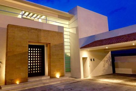 Sale or rent of spectacular house in the Estadía.
