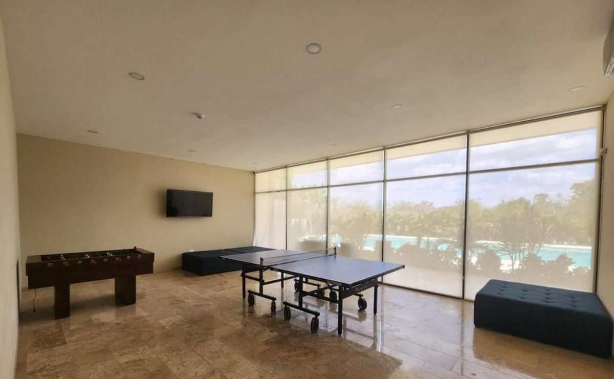 30 de 36: Área de Juegos