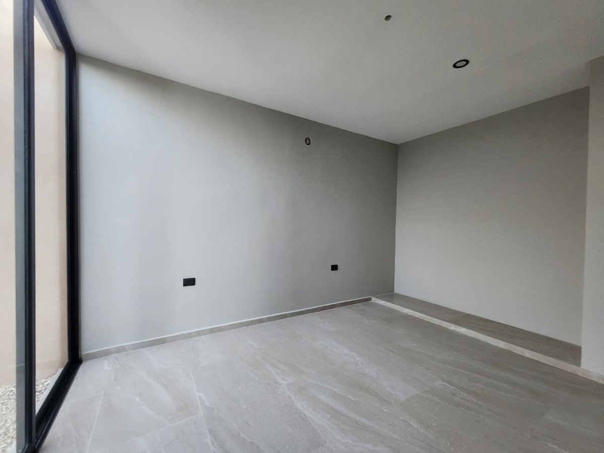 12 de 36: Segunda Recámara