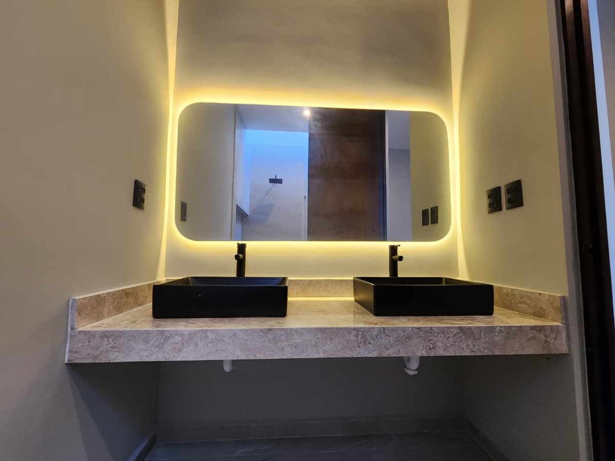 10 de 36: Baño, Recámara Principal