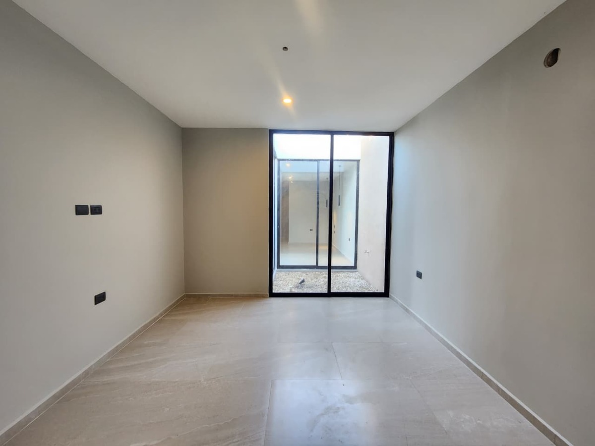 13 de 36: Segunda Recámara