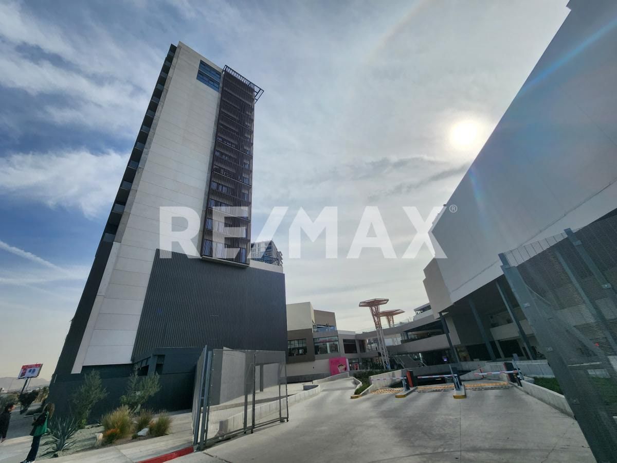 Departamento en Venta en Luzia, Plaza Peninsula, Tijuana