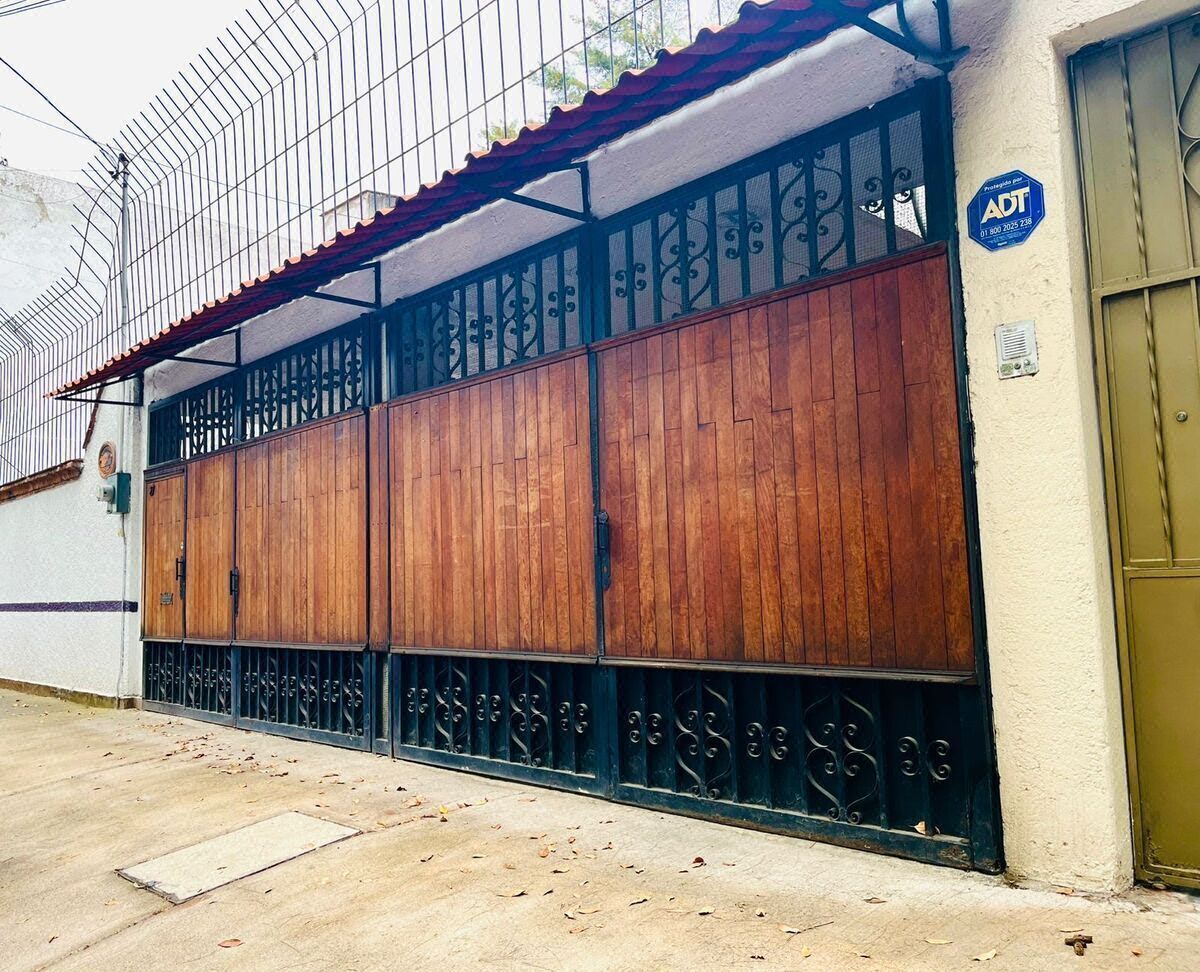 Hermosa Casa en Del Carmen Coyoacán