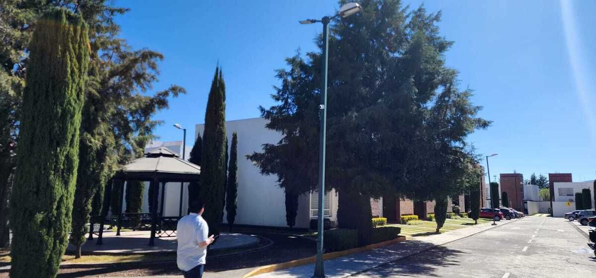 4 de 16