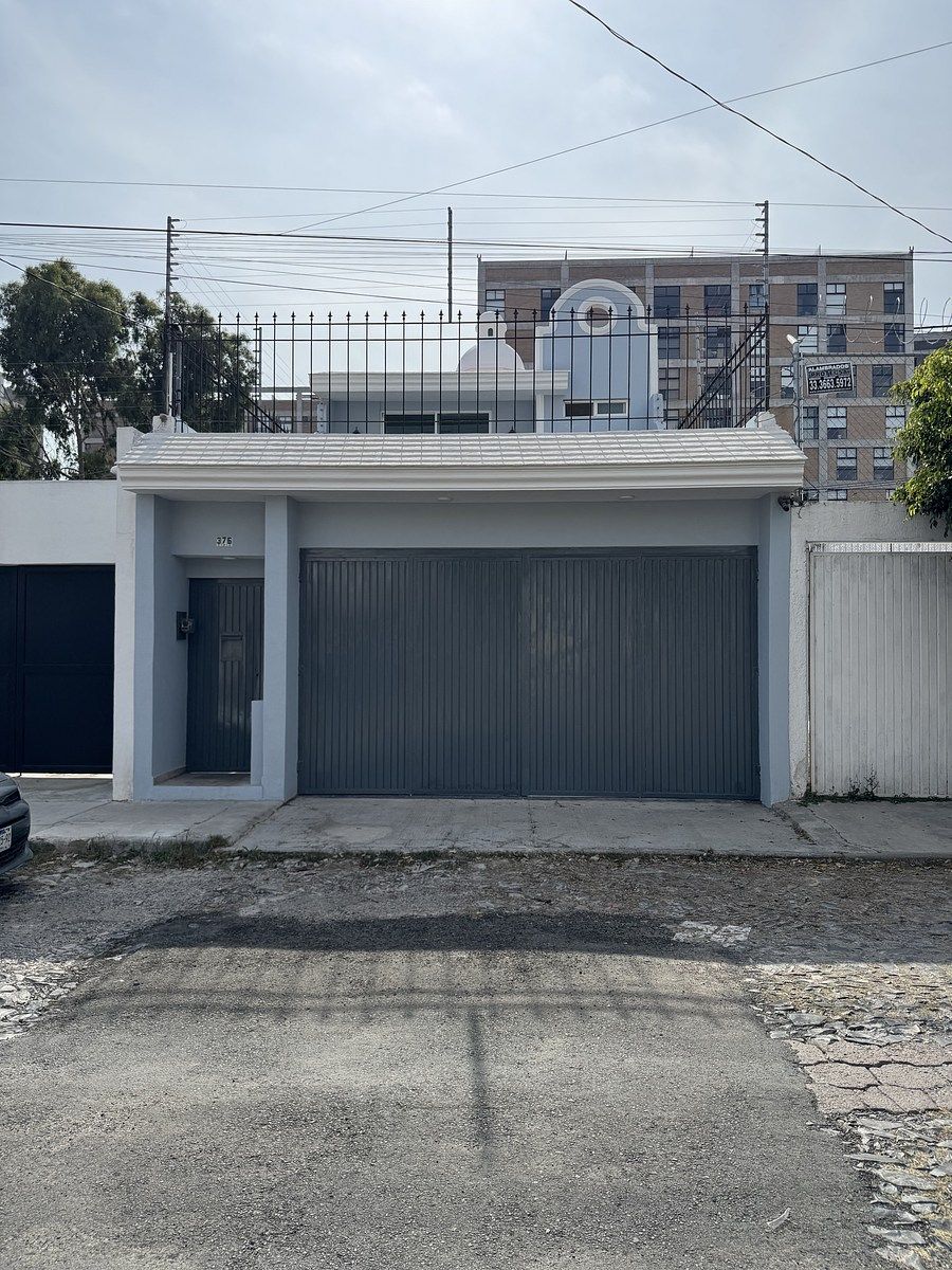 LA CASA DE TUS SUEÑOS EN EL SUR DE LA CIUDAD CERCA DE PERIFÉRICO EL CAMPANARIO - foto 1