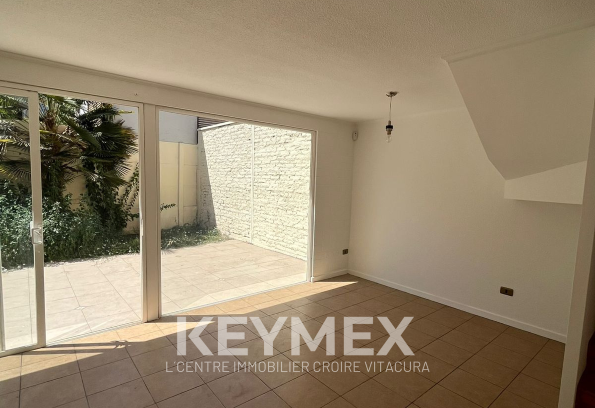 2 de 14: Living comedor