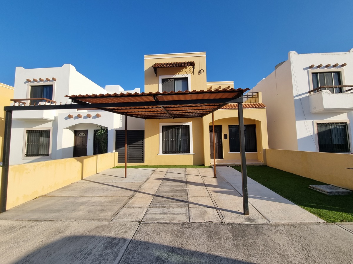 2 de 29: Renta de casa en Merida
