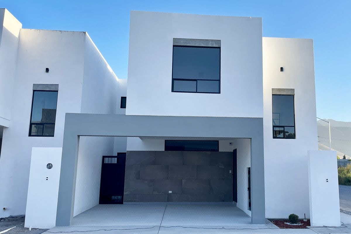 Casa Nueva en VENTA en Privanzas Mirasierra