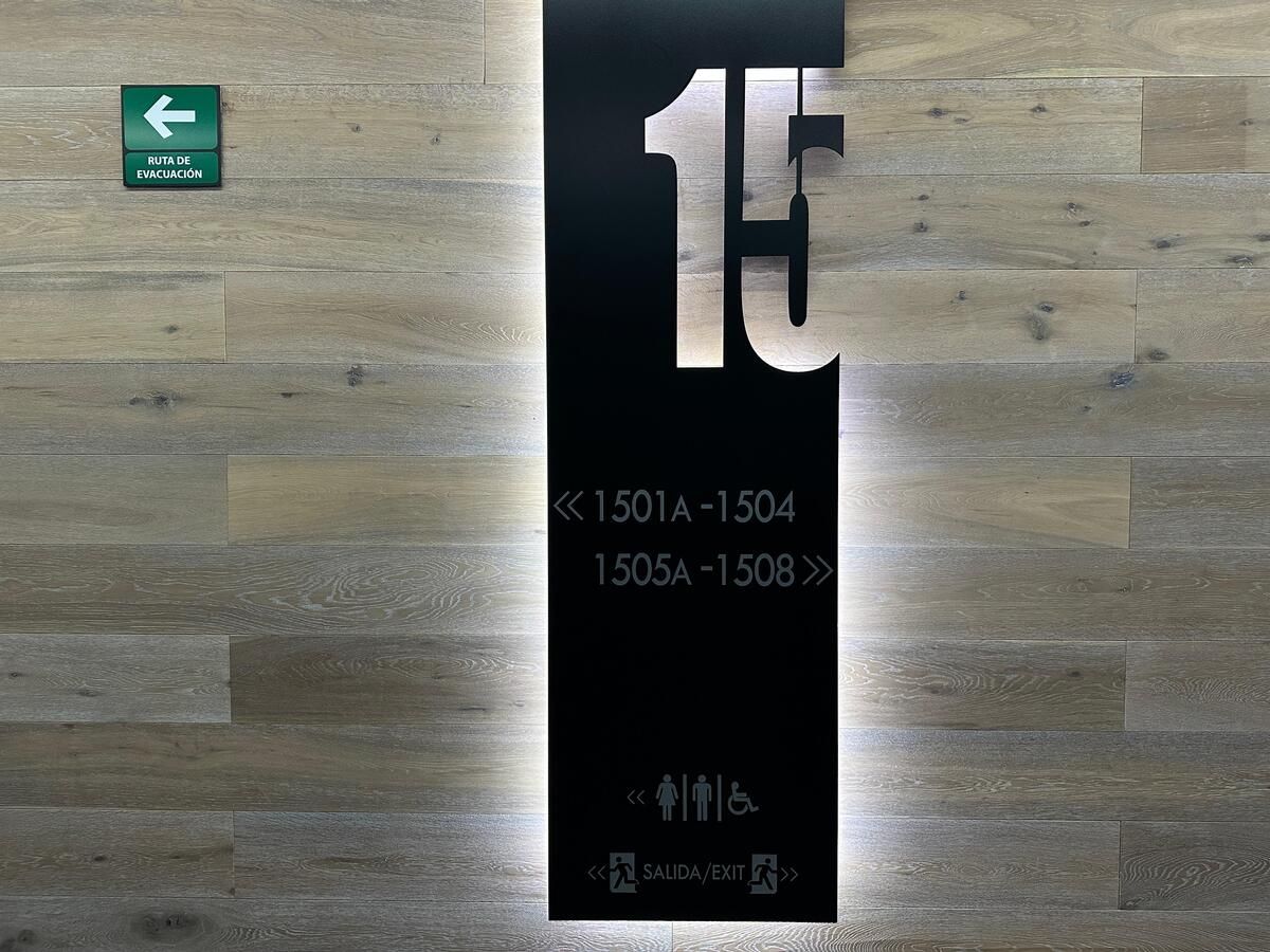 2 de 8