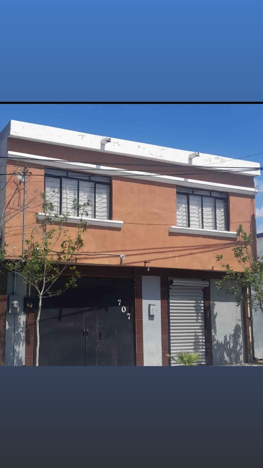 1 de 12: FACHADA