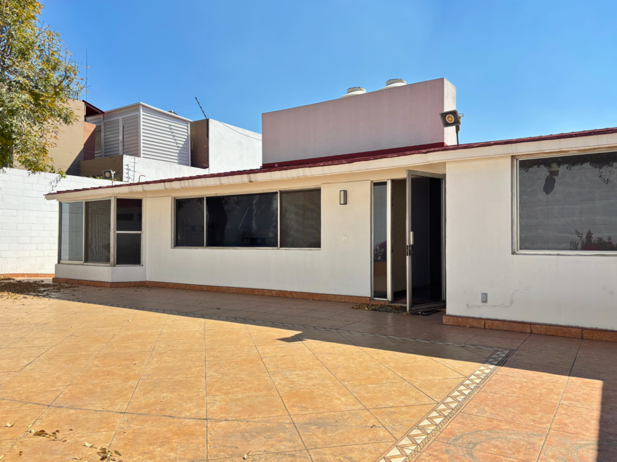 5 de 14: Terraza trasera