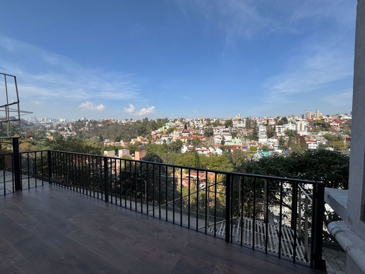 32 of 33: Vista de terraza