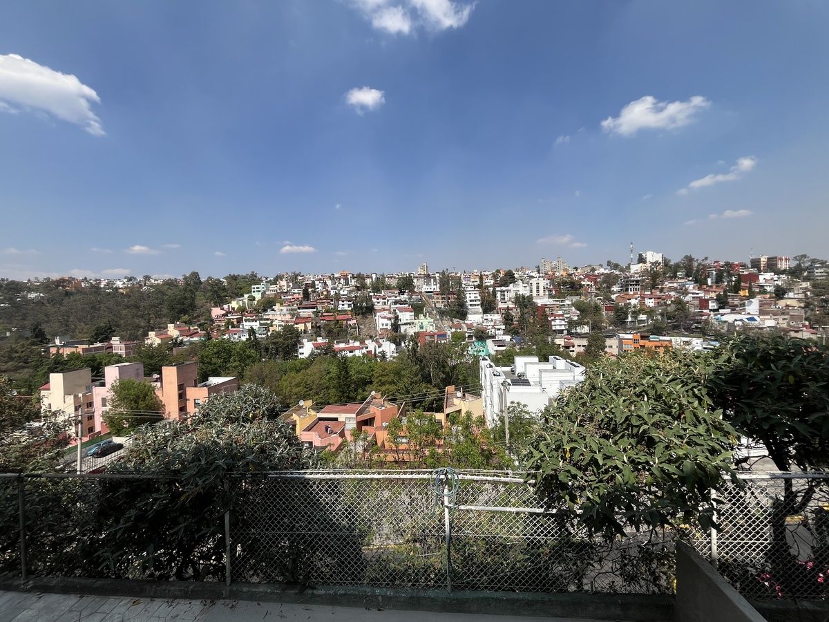 33 of 33: Vista  de 1er Piso.