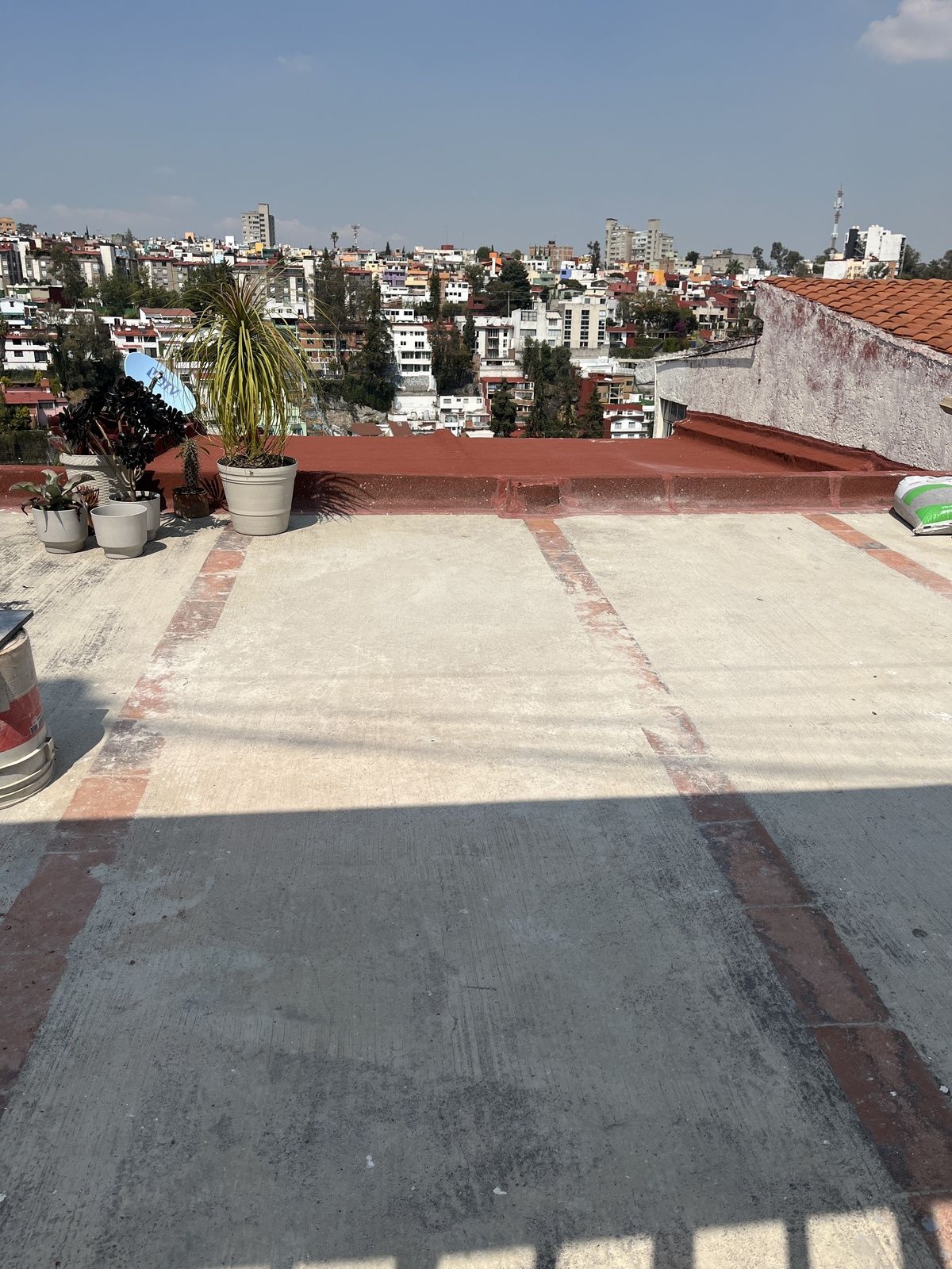 31 of 33: Estacionamiento