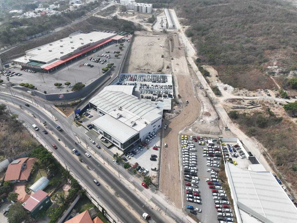 TERRENO COMERCIAL EN VENTA AL SUR PONIENTE DE TUXTLA GTZ - foto 1