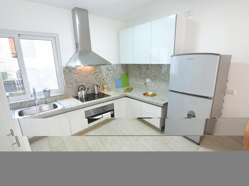 7 of 26: Kitchen