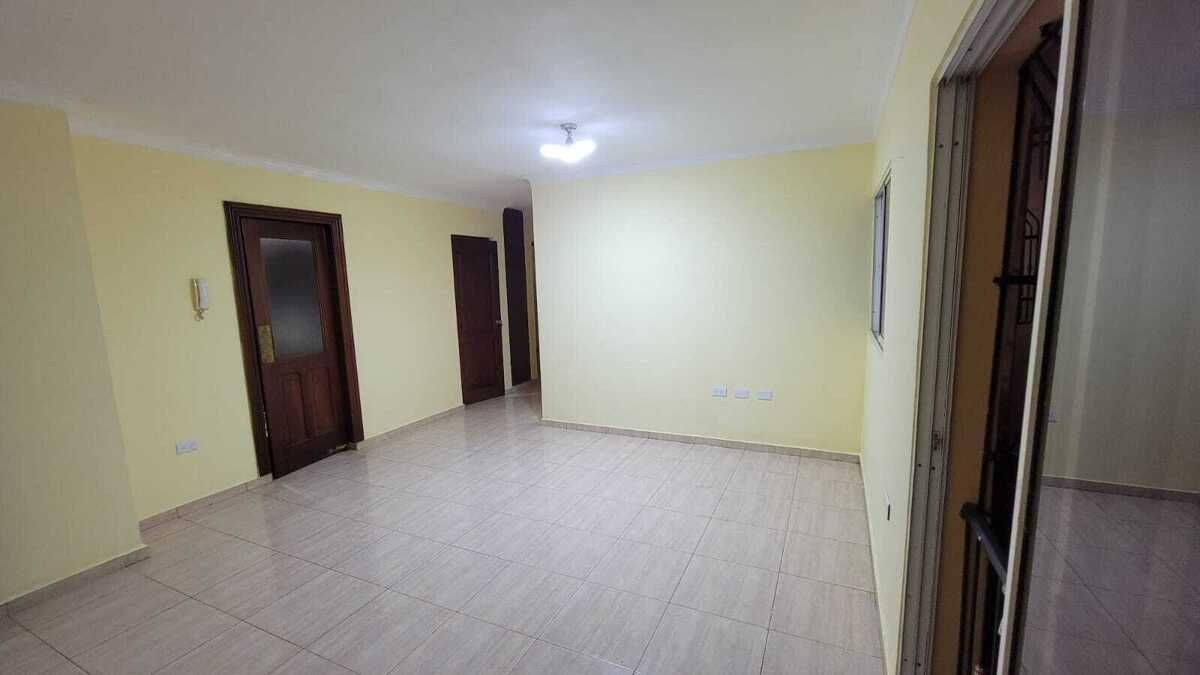 4 de 14: Sala comedor