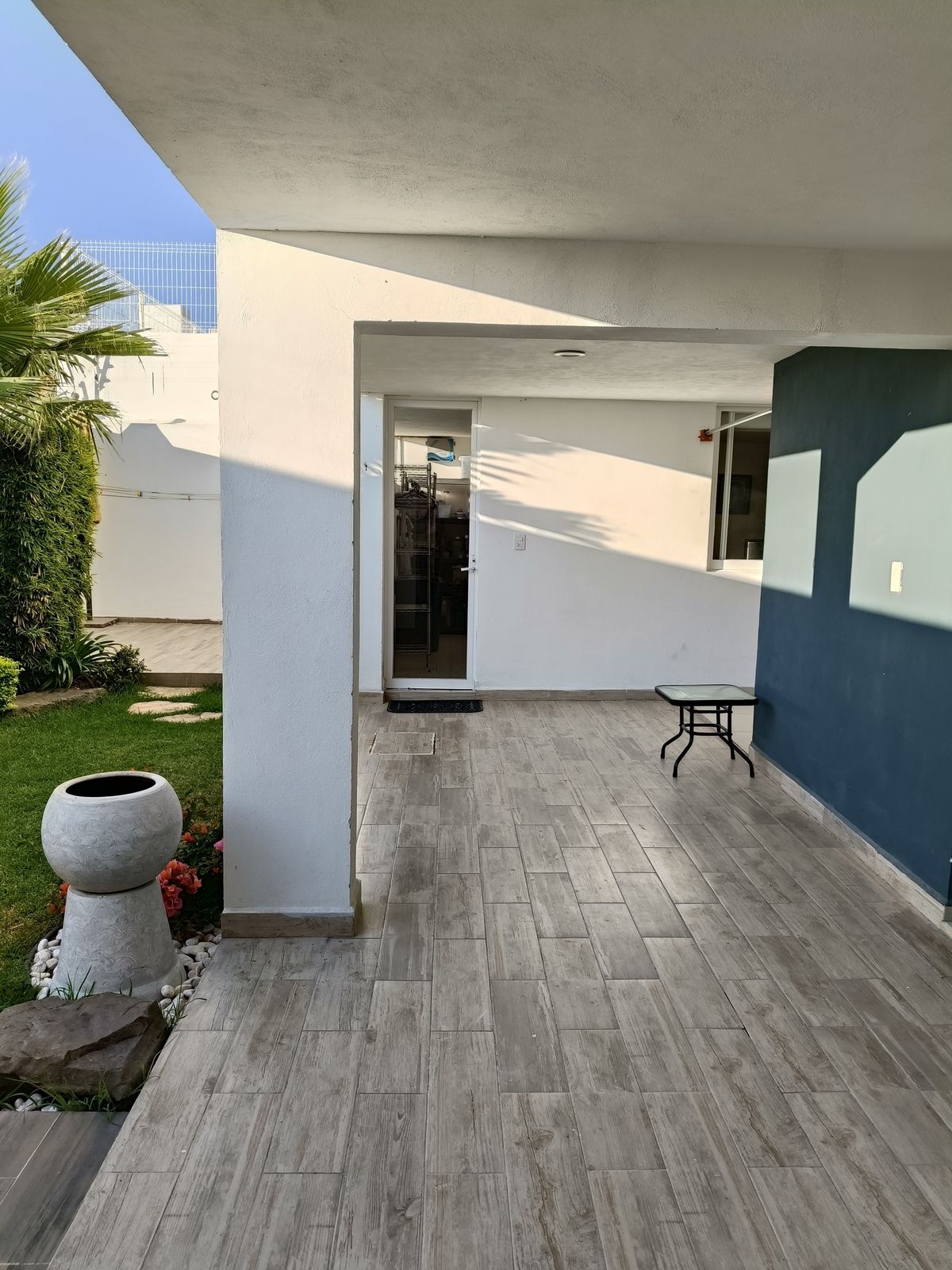 25 de 34: Terraza, cuarto de lavado