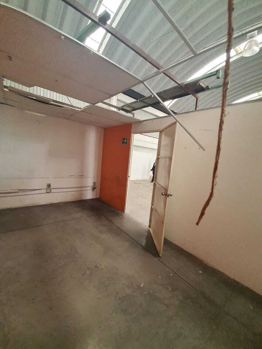 VENTA DE NAVE INDUSTRIAL EN SAN VICENTE CHICOLOAPAN - foto 5