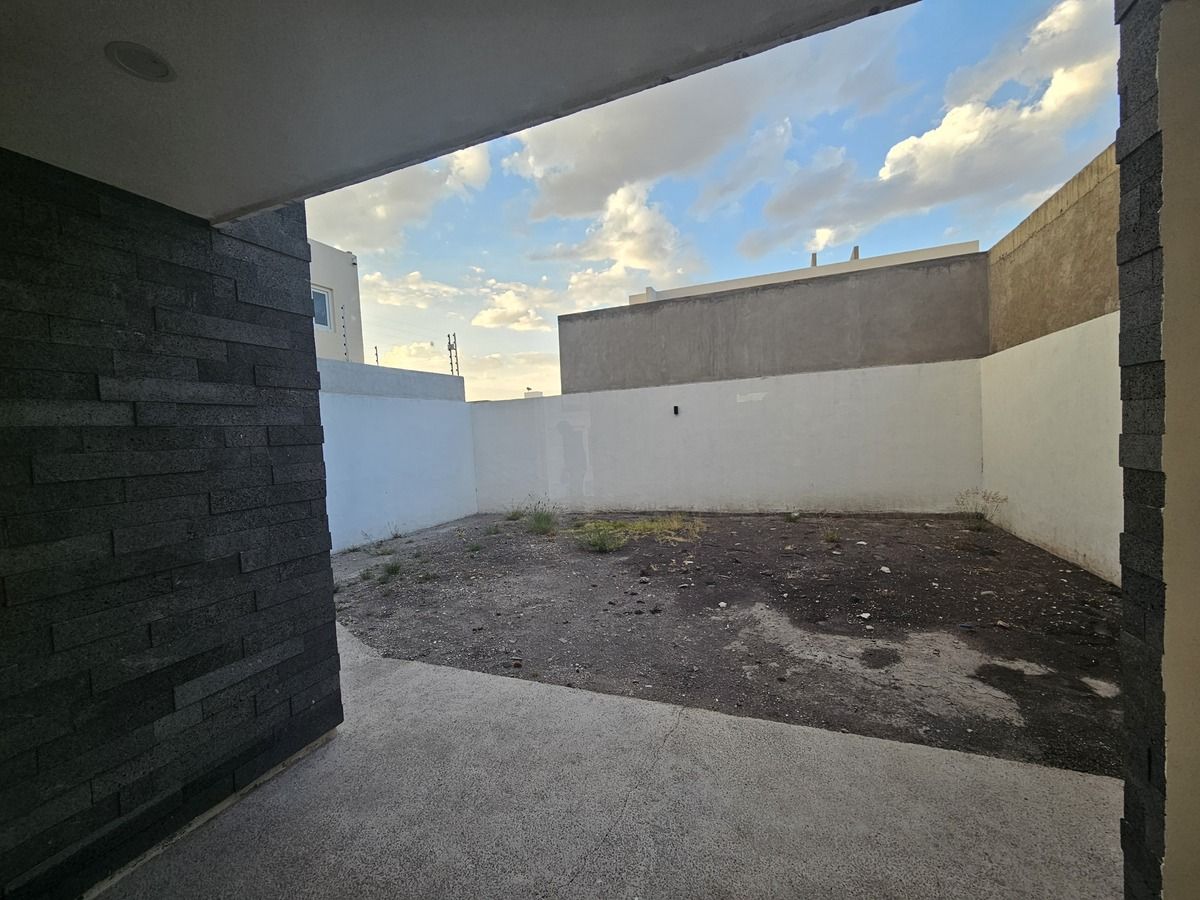 4 de 18