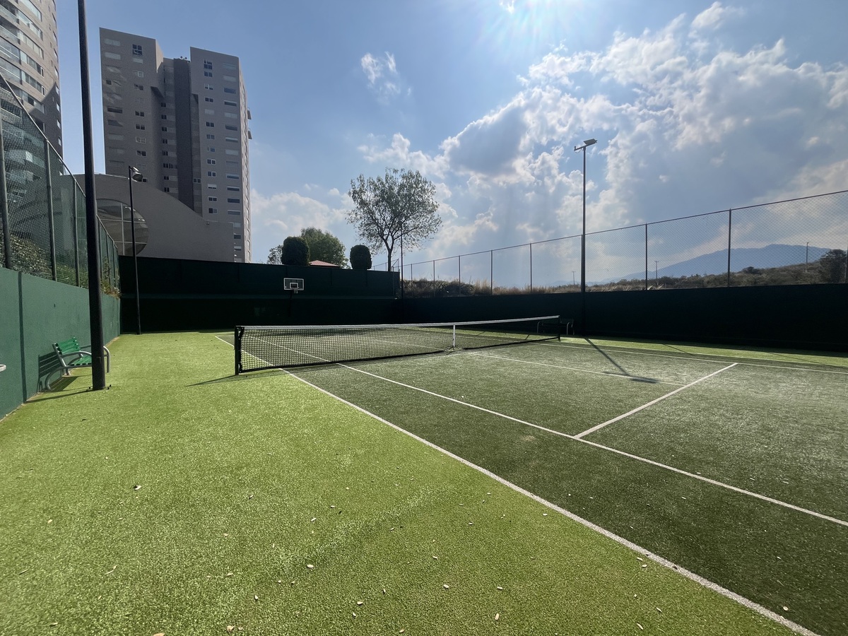 22 de 24: Cancha de tenis