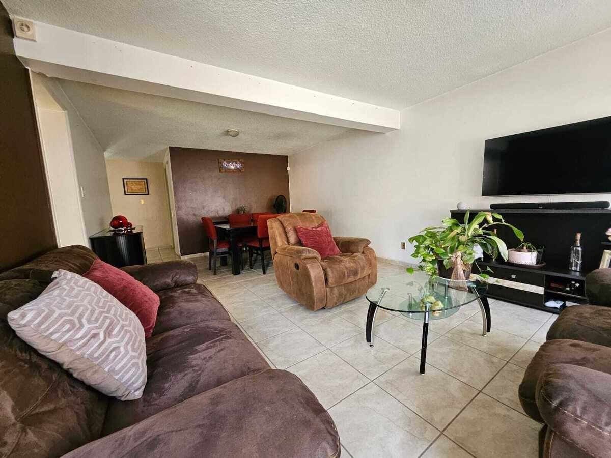3 de 16: Casa en Venta en Ciudad Jardín Rayo Vende ®