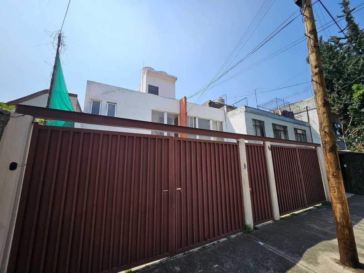 1 de 16: Casa en Venta en Ciudad Jardín Rayo Vende ®