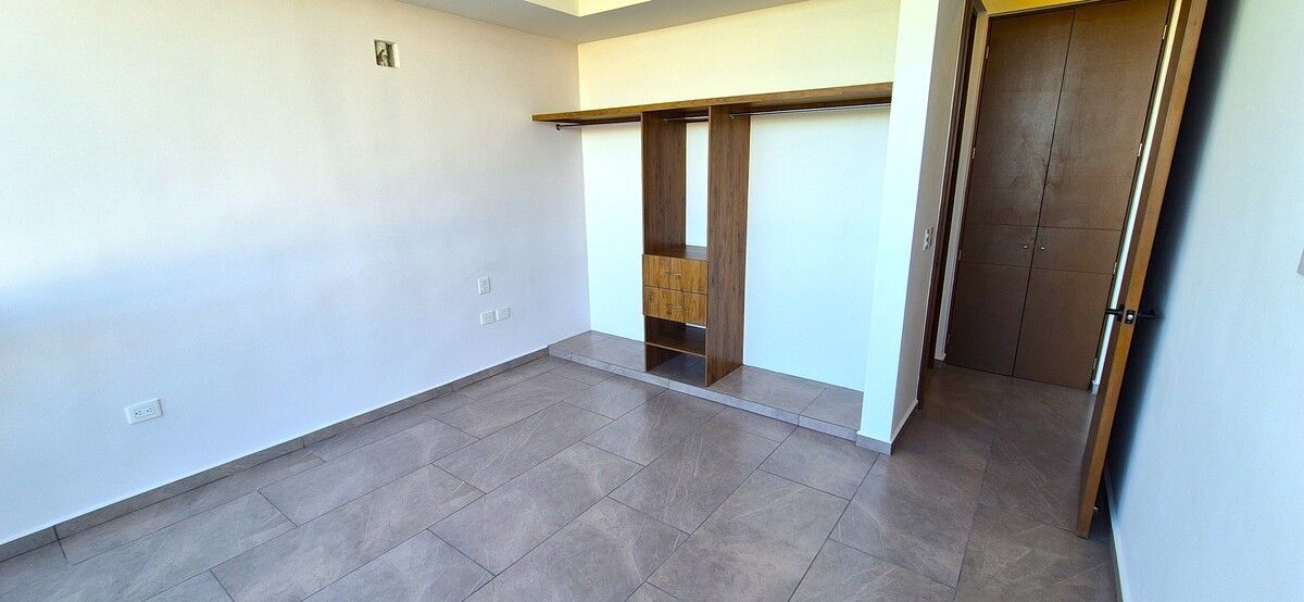 11 de 28: RECAMARA PRINCIPAL