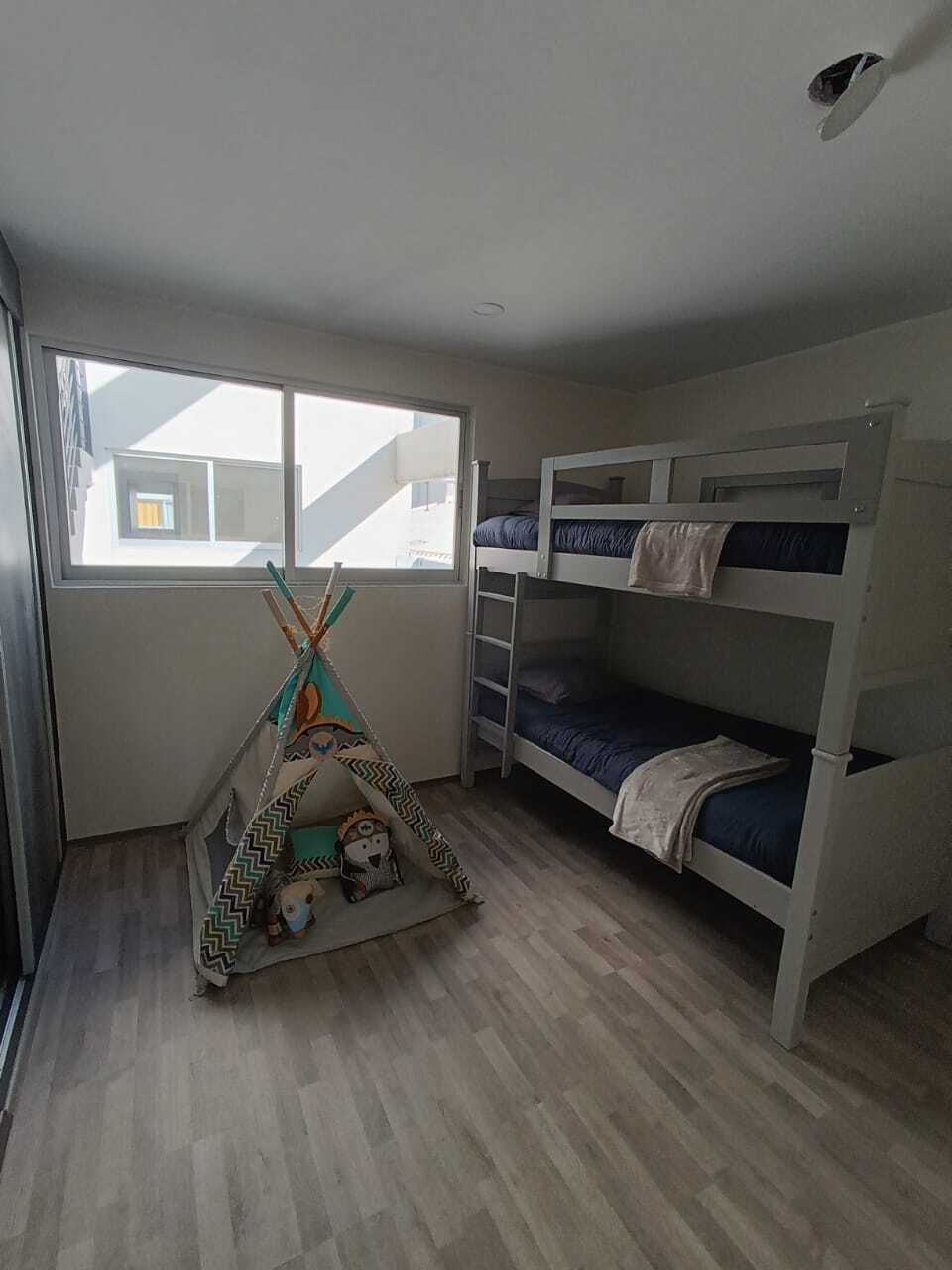 11 de 12: RECAMARA SECUNDARIA