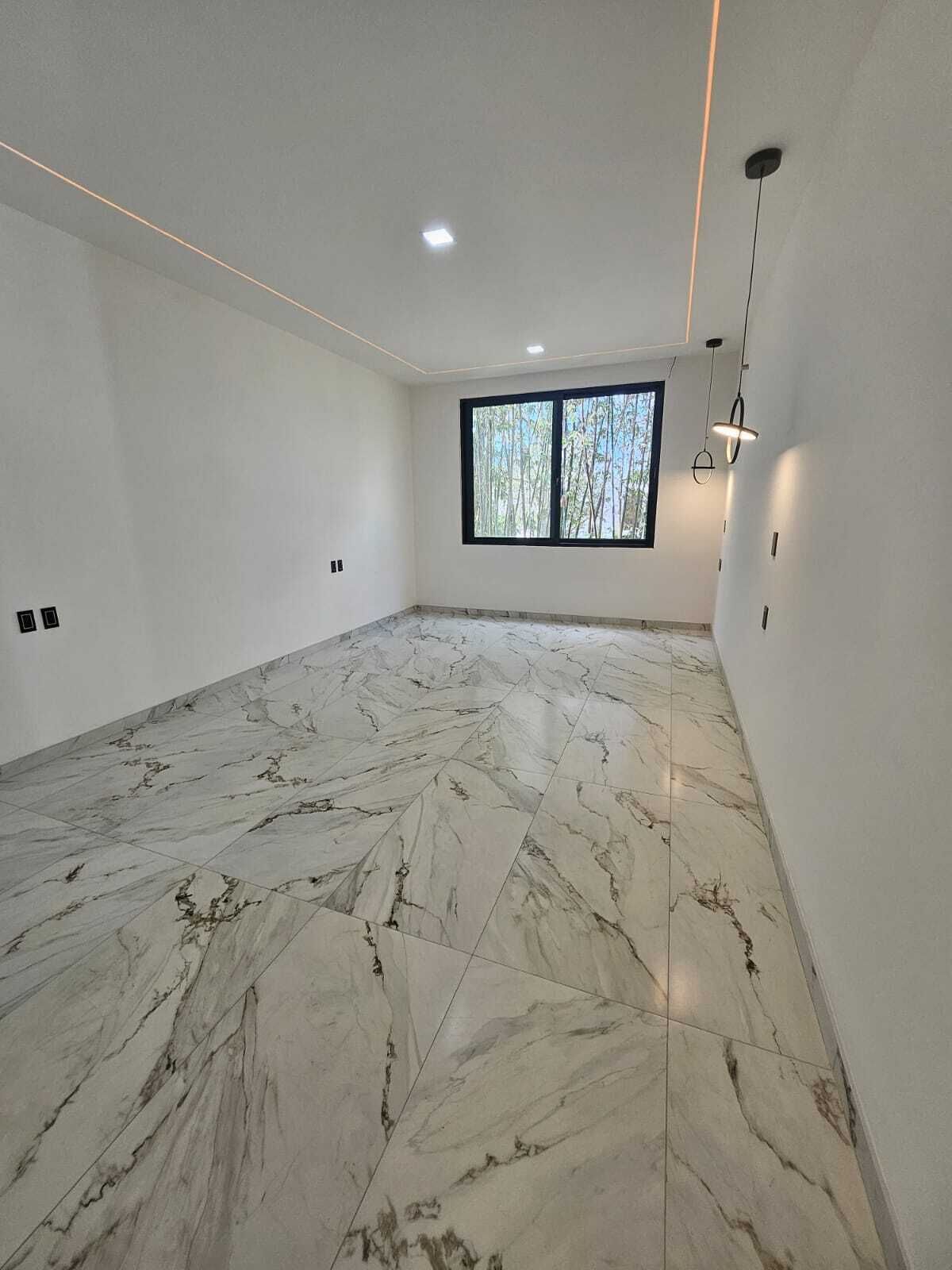 3 de 41: Casa en Venta Merida