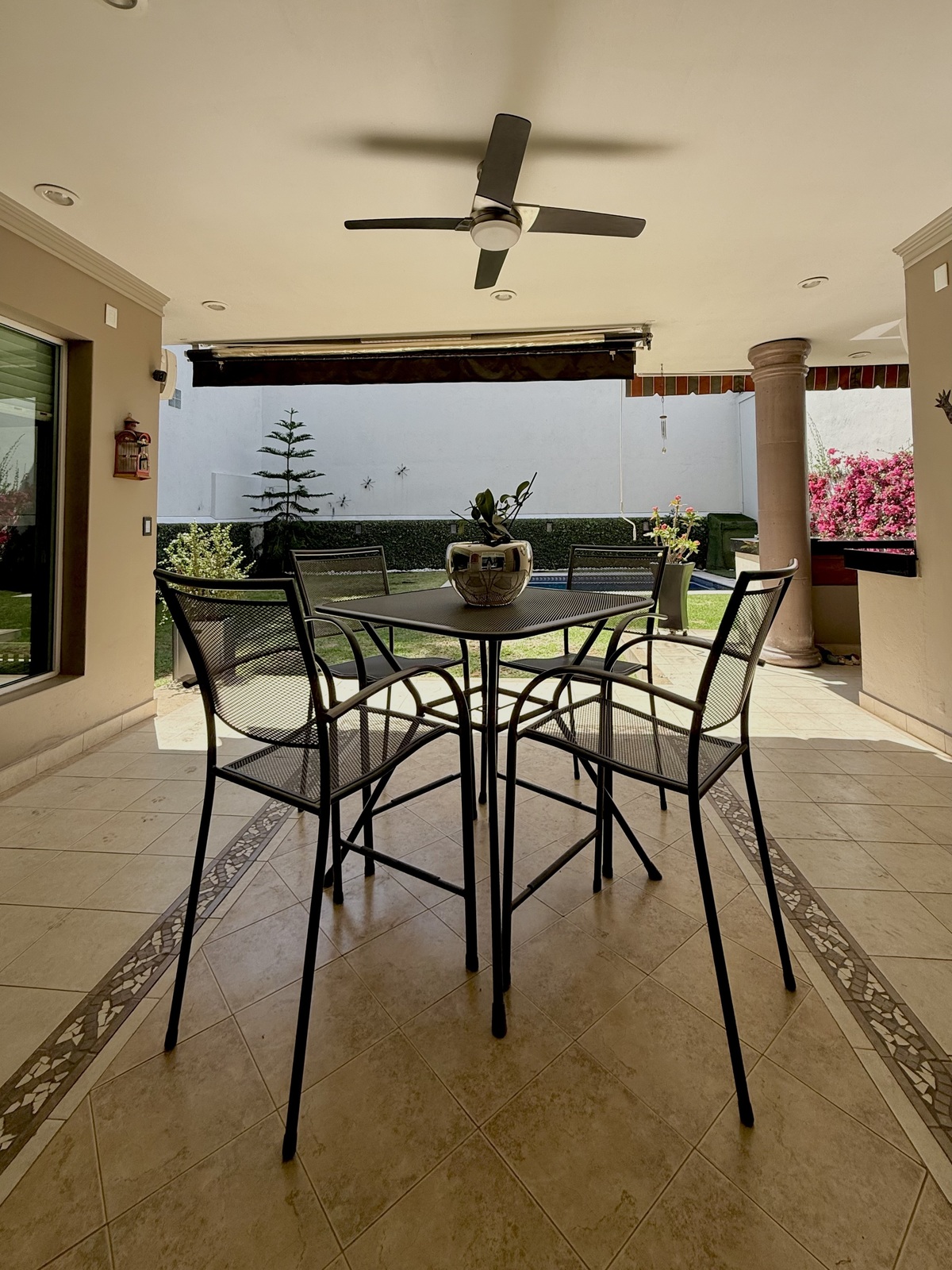 1 de 45: Terraza
