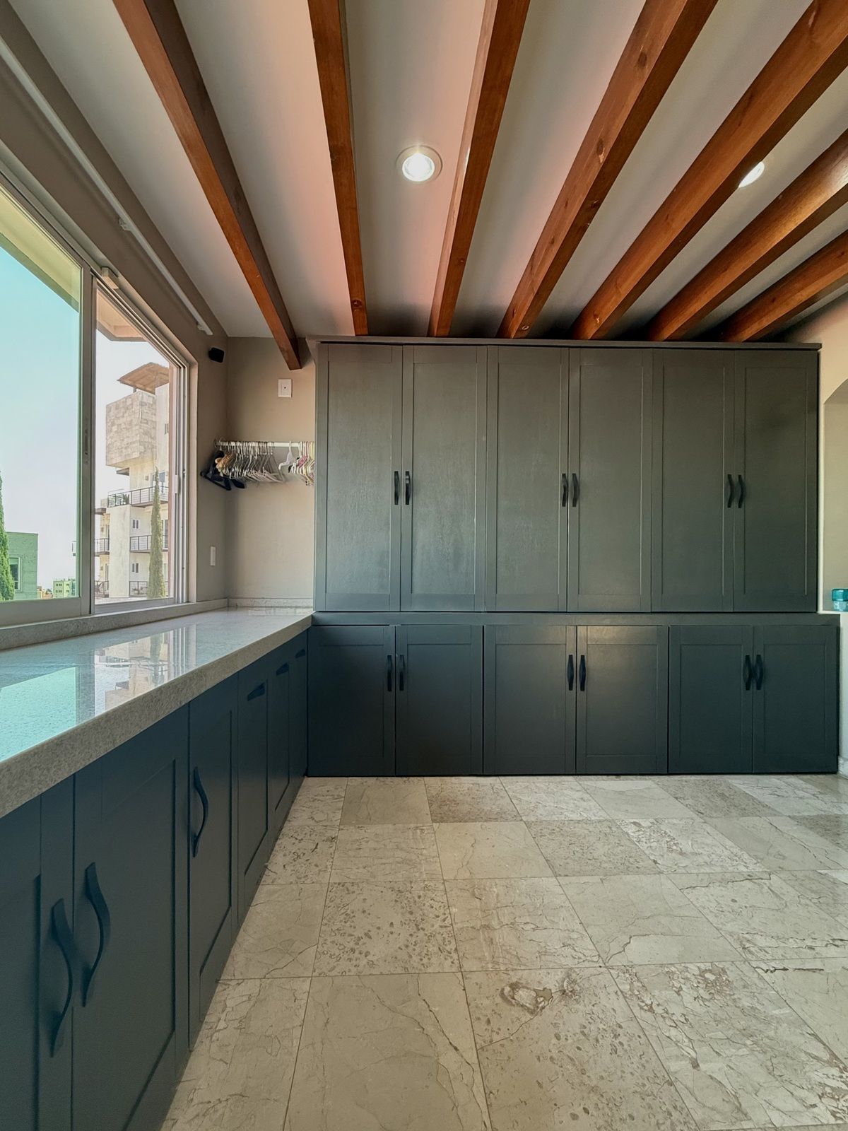 22 de 45: Área de Lavado y planchado