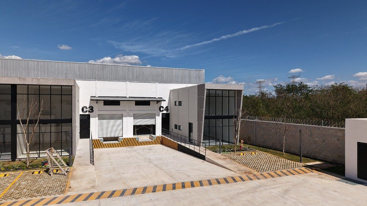 Bodega en Venta en Mérida Yucatán Sobre la Carretera Mérida-umán.