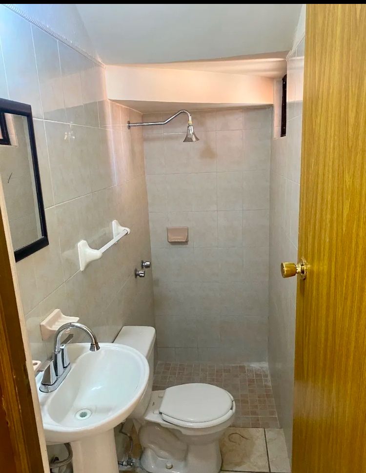 11 de 23: Baño en planta baja