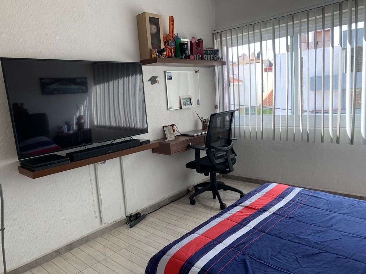 23 de 31