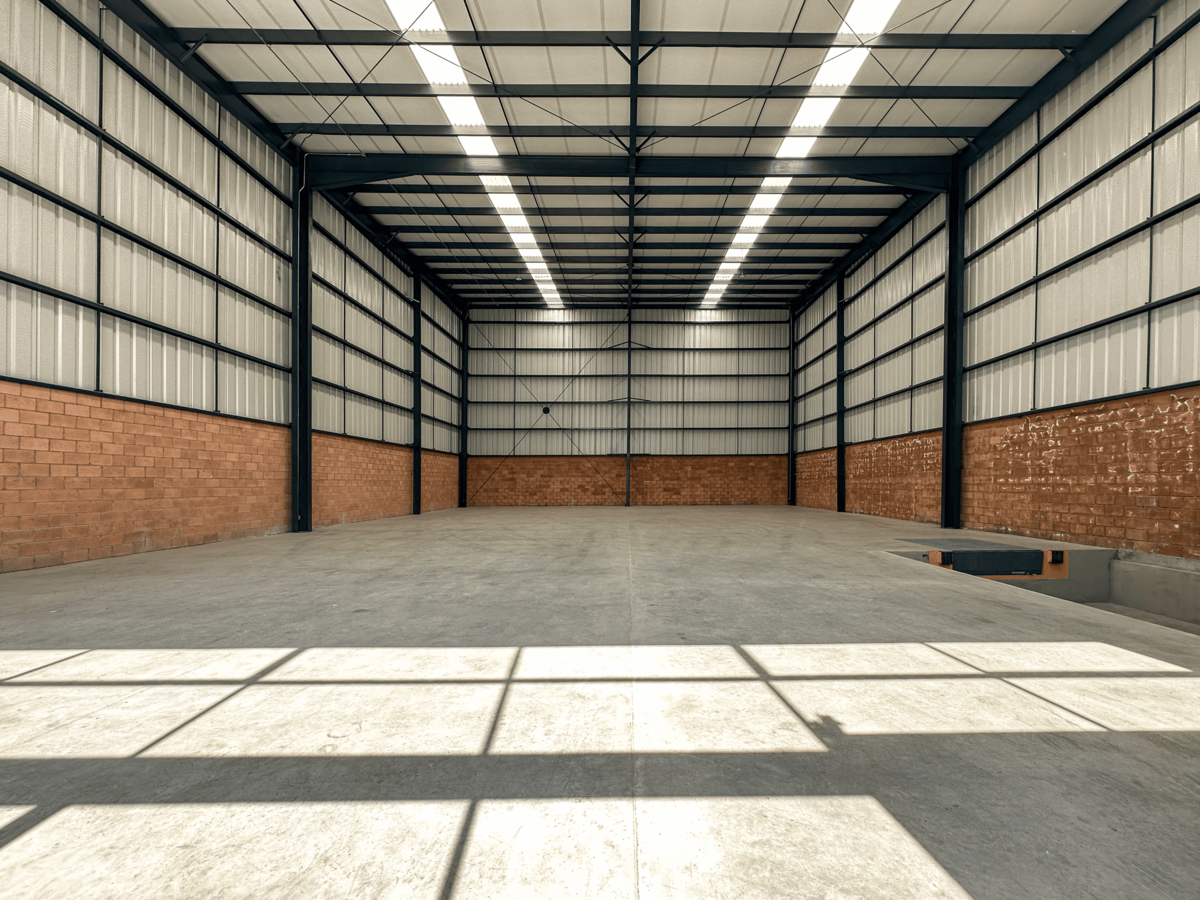 2 de 7: INTERIOR NAVE
