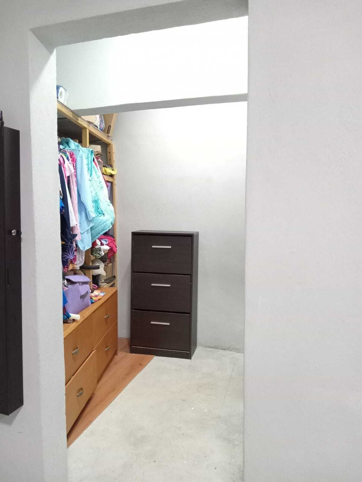 22 de 35: Walck in clóset