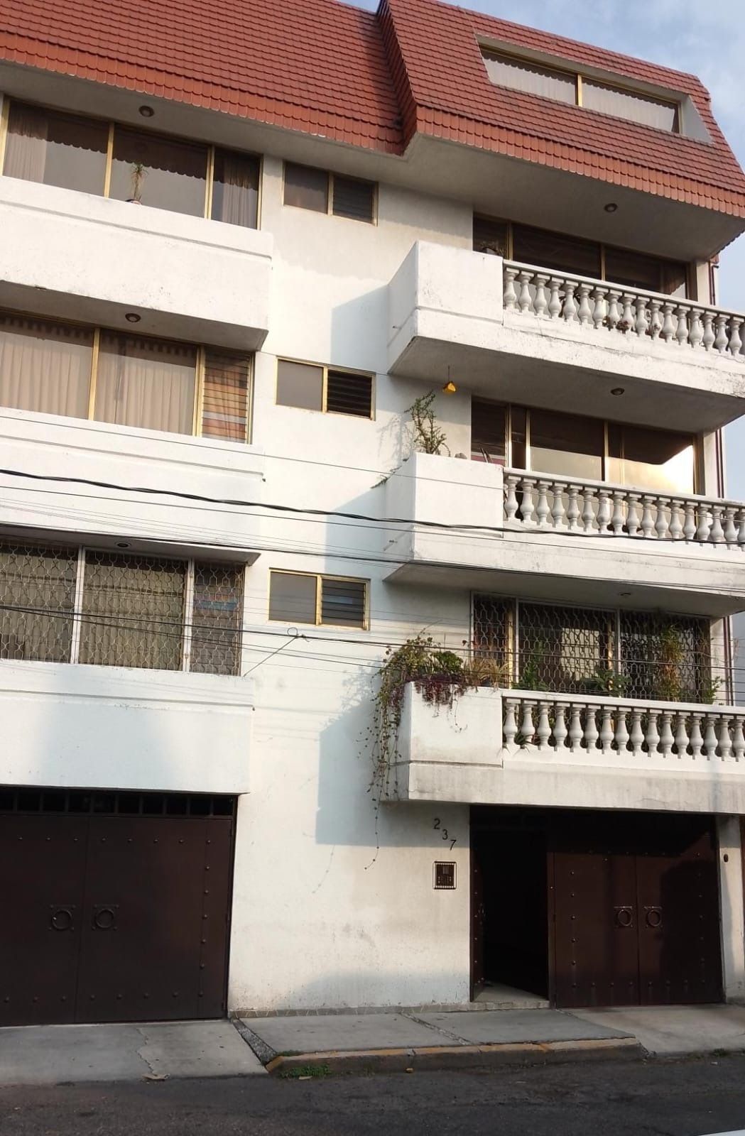 1 de 9: Fachada depto.