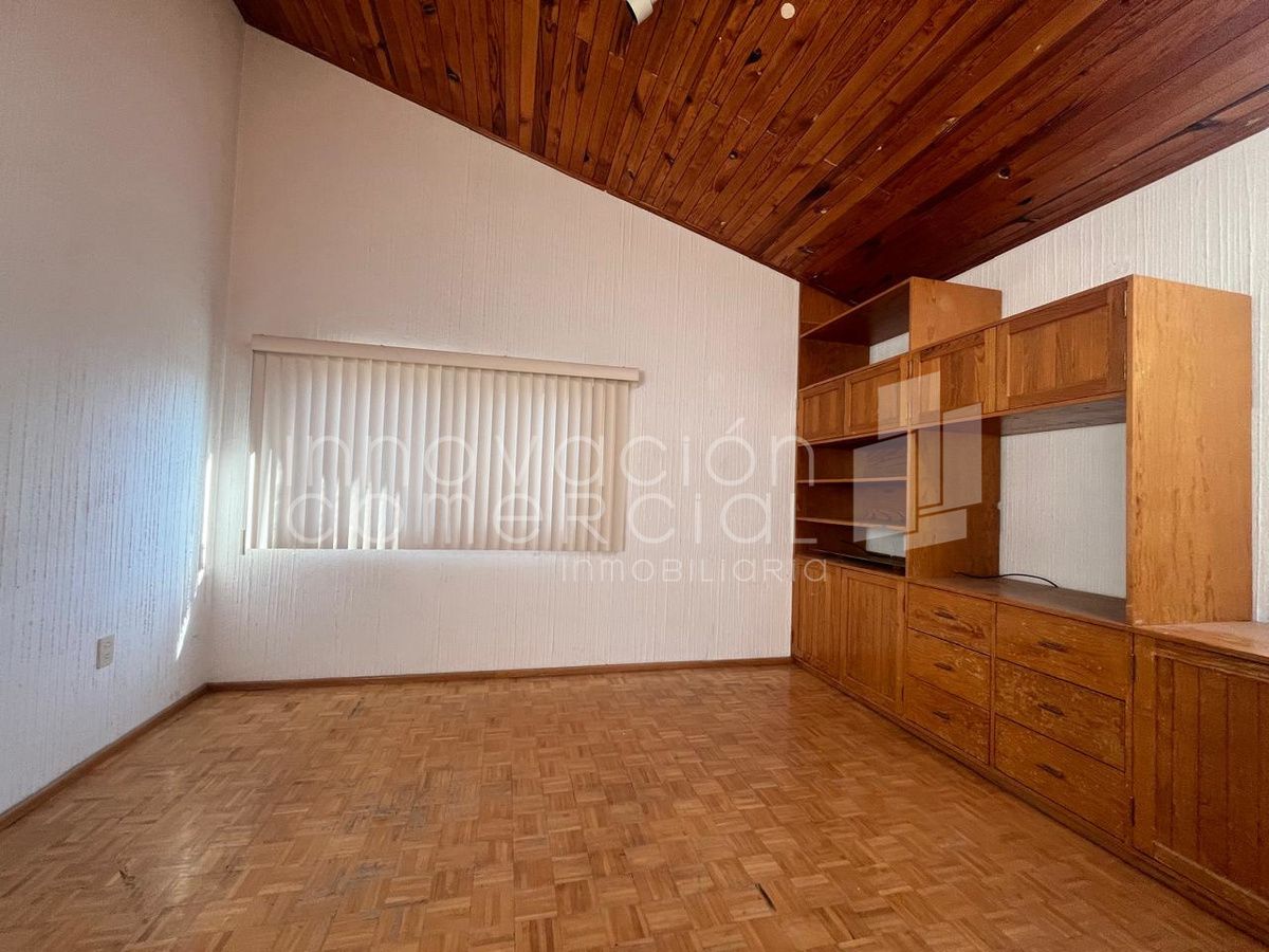 18 de 35: Sala de tv