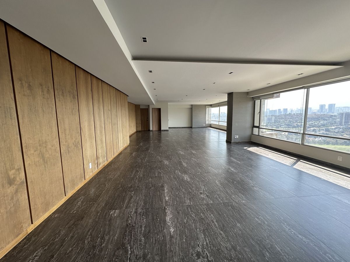 Departamento en Venta en Priv. De La Cumbre con 3 Recámaras, 3 Baños y 360 Metros Cuadrados Departamento en Venta en Priv. De La Cumbre con 3 Recámaras, 3 Baños y 360 Metros Cuadrados