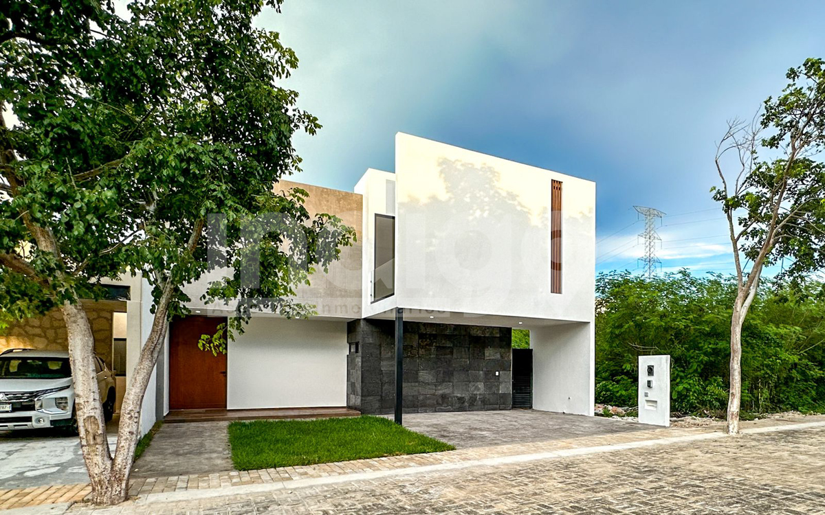 2 de 50: Fachada Frontal