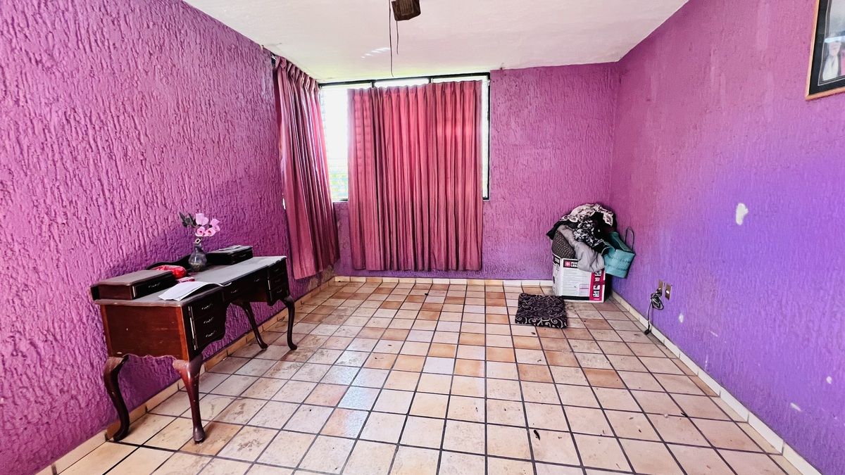16 of 19: Habitación