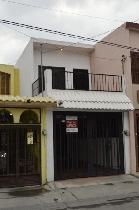 Casa en Col. La Fuente, Guadalupe, . | EasyBroker