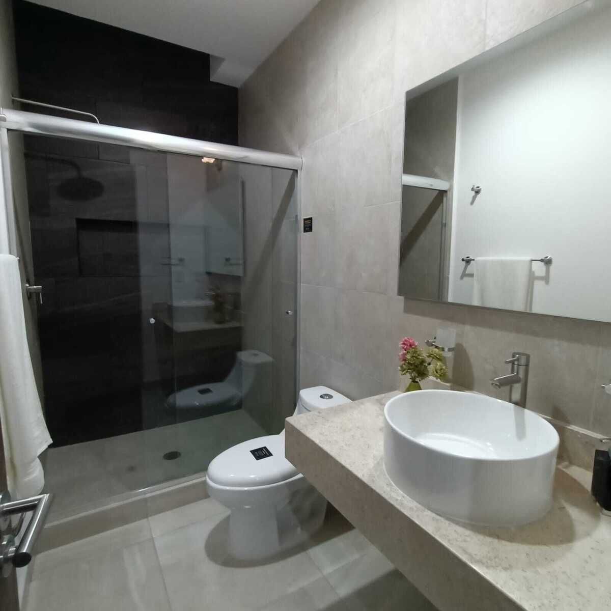 12 of 12: Baño completo