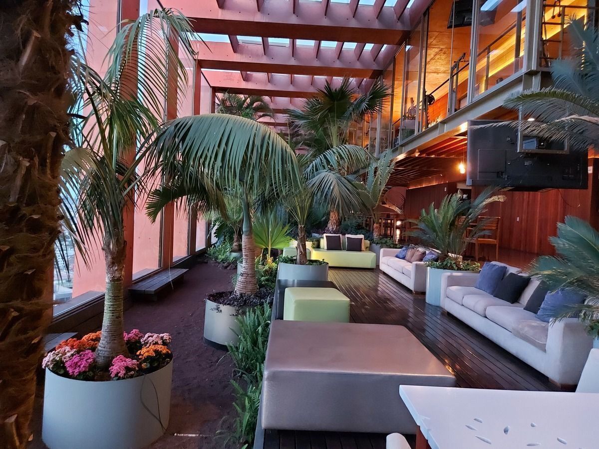 4 of 13: Sala