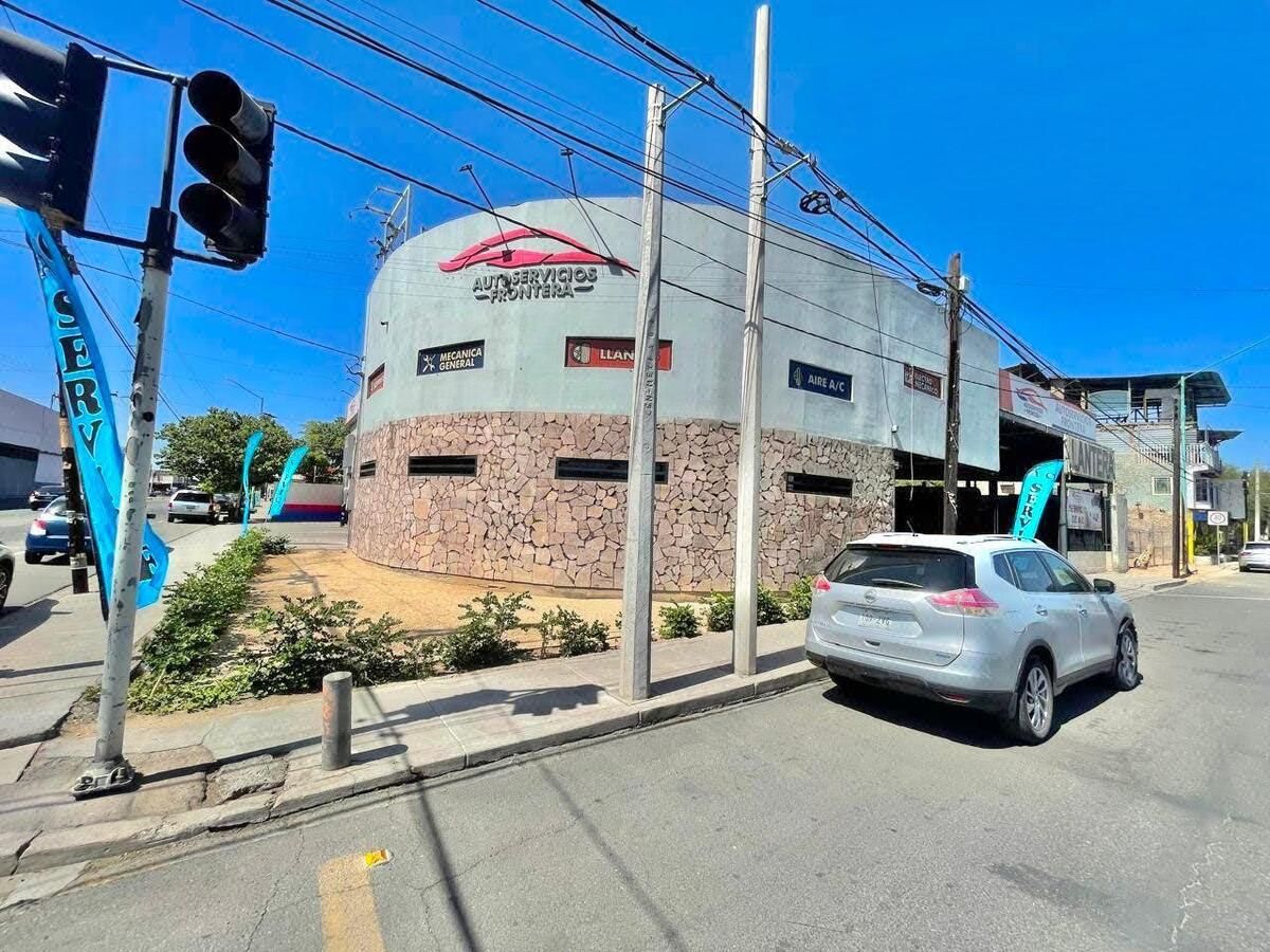 En venta taller en esquina, calzada independencia y calle 11